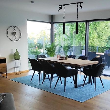 Luxurioeses Penthouse Mit Blick Auf Die Uno-City Und Dem Kaiserwasser. 3Schlafzimmer, 2 Baeder, Privat Lift Ins Apartment Вена Экстерьер фото